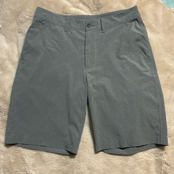 Men’s Gray Shorts - Picture 1 of 3